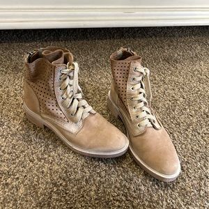 Dolce vita leather lace up combat style boots